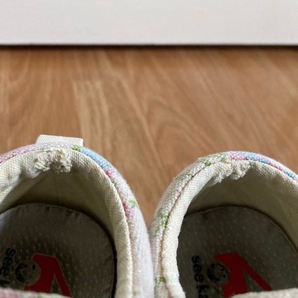 See Kai Run Kristen Beige Floral Size 12 - Picture 9 of 10